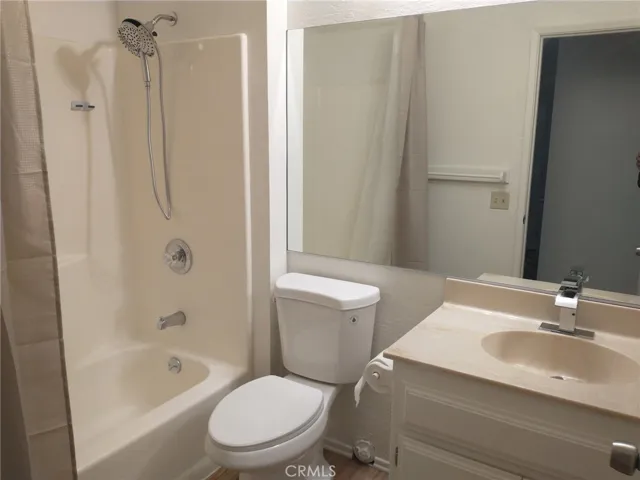 Common Bath