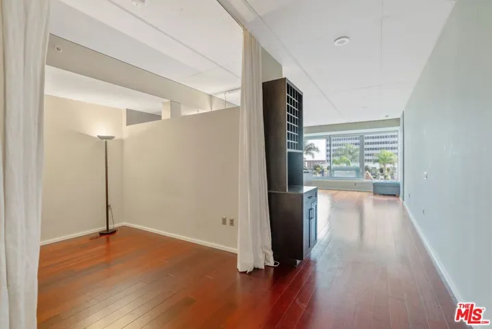 1155 S Grand Avenue 807, Los Angeles, California 90015