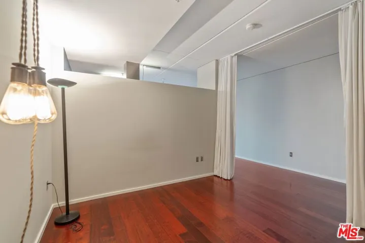 1155 S Grand Avenue 807, Los Angeles, California 90015