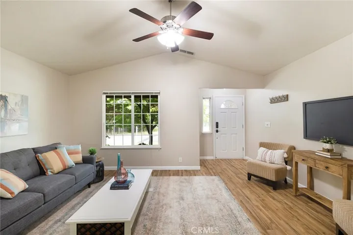 1283 Glenshire Lane, Chico, California 95973