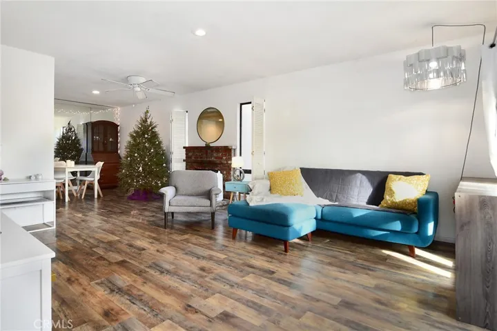 28527 Conejo View Drive, Agoura Hills, California 91301