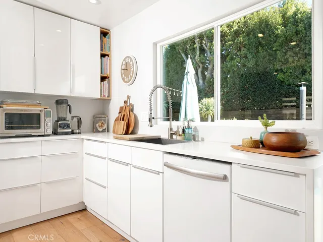 kitchen sink