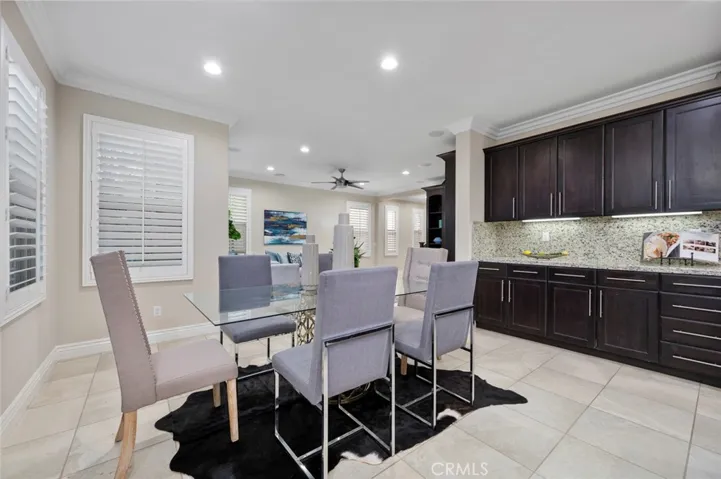 31 Los Indios, Irvine, California 92618