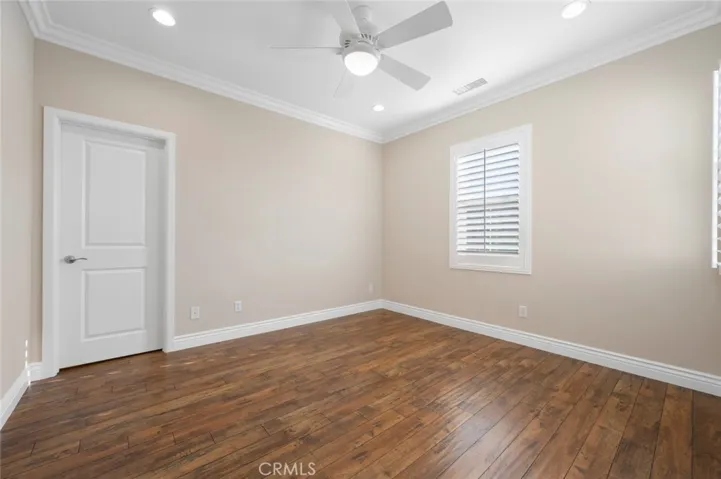 31 Los Indios, Irvine, California 92618