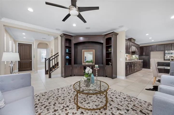 31 Los Indios, Irvine, California 92618