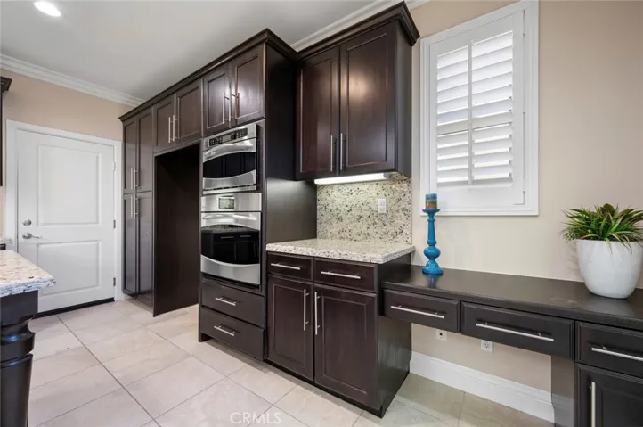 31 Los Indios, Irvine, California 92618