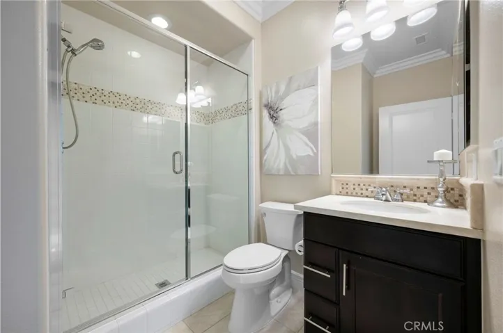 31 Los Indios, Irvine, California 92618