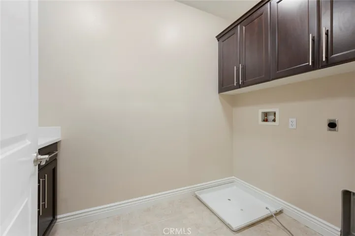 31 Los Indios, Irvine, California 92618