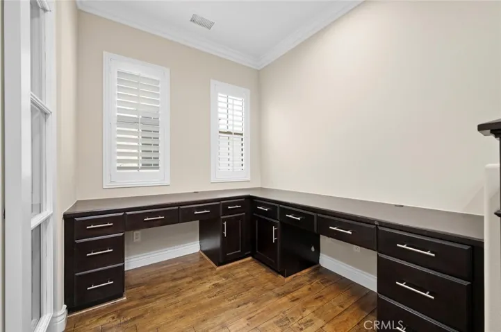 31 Los Indios, Irvine, California 92618