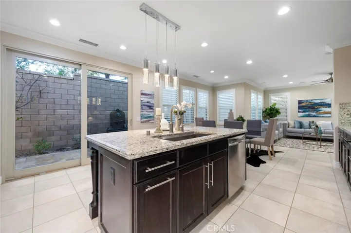 31 Los Indios, Irvine, California 92618