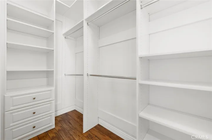 31 Los Indios, Irvine, California 92618