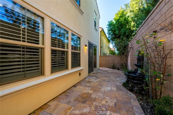 31 Los Indios, Irvine, California 92618