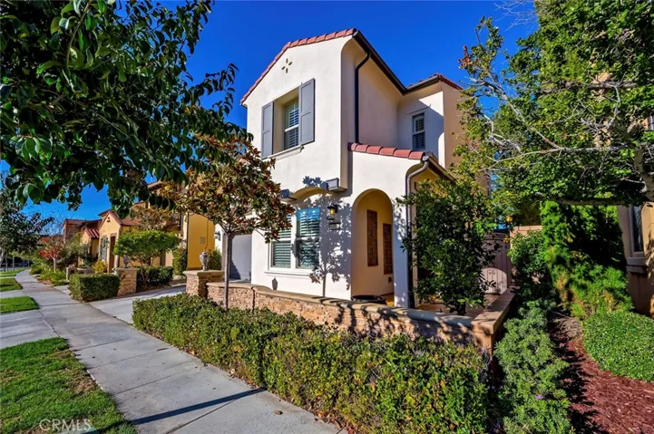 31 Los Indios, Irvine, California 92618