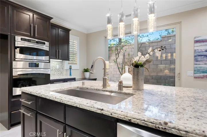 31 Los Indios, Irvine, California 92618