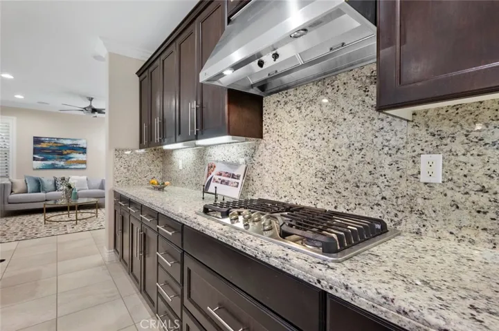 31 Los Indios, Irvine, California 92618
