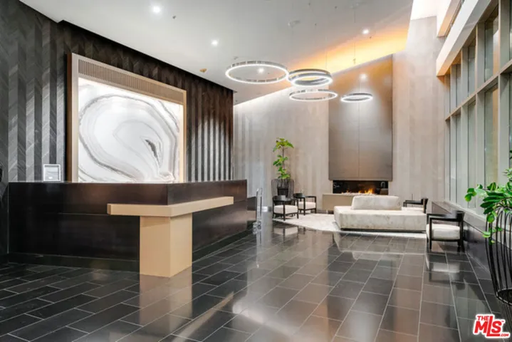 1155 S Grand Avenue 916, Los Angeles, California 90015