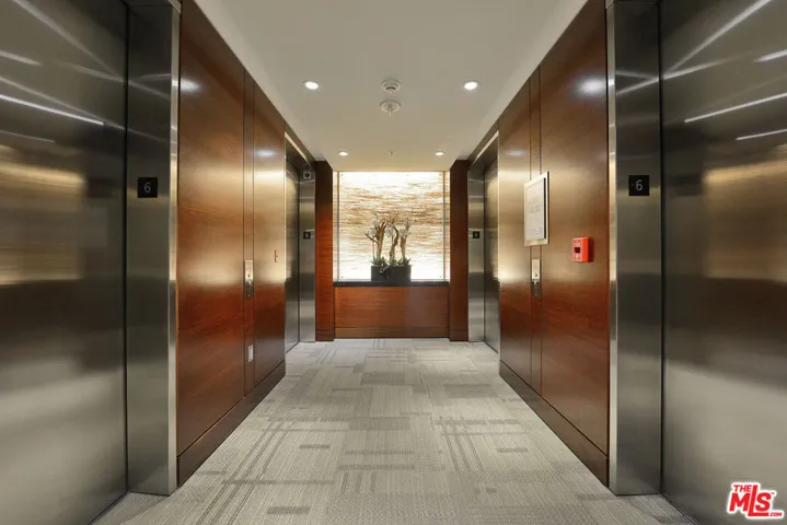 1155 S Grand Avenue 916, Los Angeles, California 90015