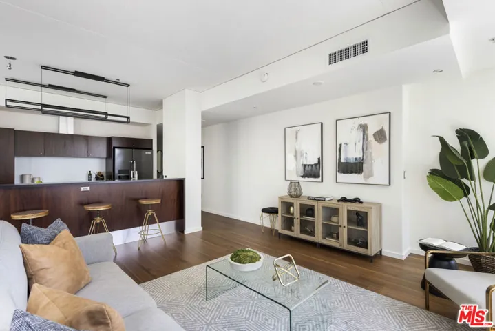 1155 S Grand Avenue 916, Los Angeles, California 90015