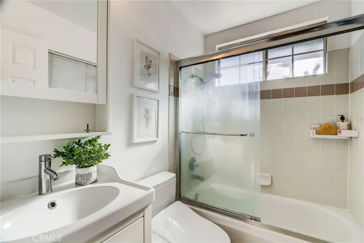 1906 Cedar Street B, Alhambra, California 91801