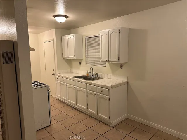 1667 E 111th Street, Los Angeles, California 90059