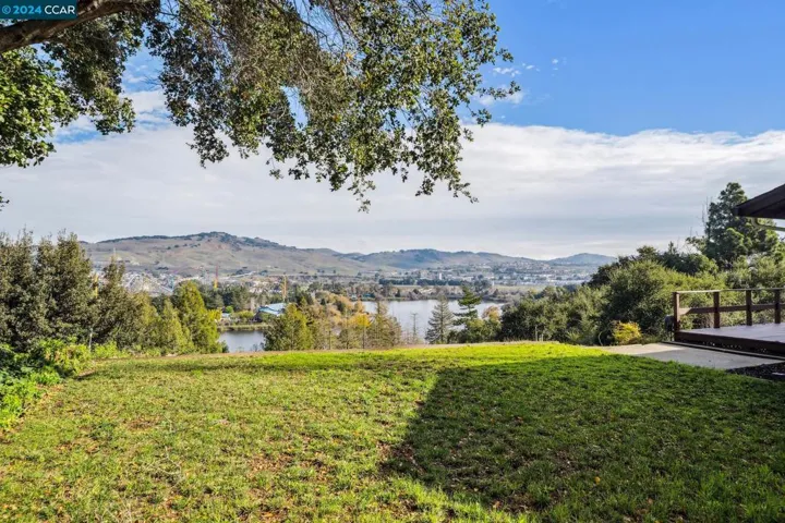 256 Parkview Ter, Vallejo, California 94589