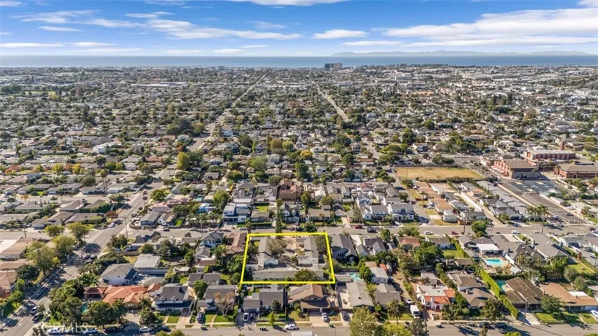 266 -276 E. 20th Street, Costa Mesa, California 92627