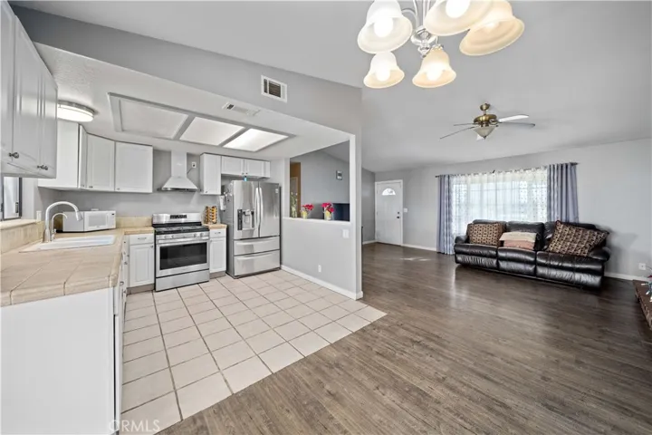 11637 E Avenue T, Littlerock, California 93543
