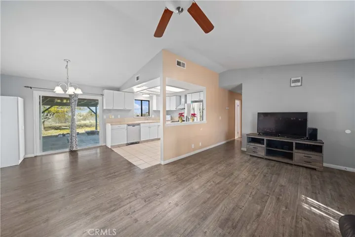 11637 E Avenue T, Littlerock, California 93543