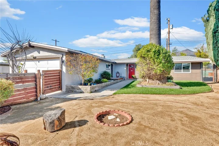 13642 Phillippi Avenue, Sylmar, California 91342