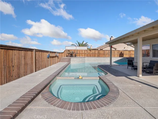 12520 Highline Drive, Apple Valley, California 92308