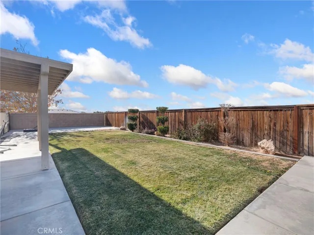 12520 Highline Drive, Apple Valley, California 92308