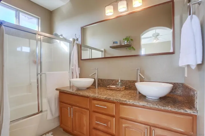 382 Carmel Creeper Pl, Encinitas, California 92024