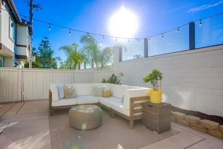 382 Carmel Creeper Pl, Encinitas, California 92024