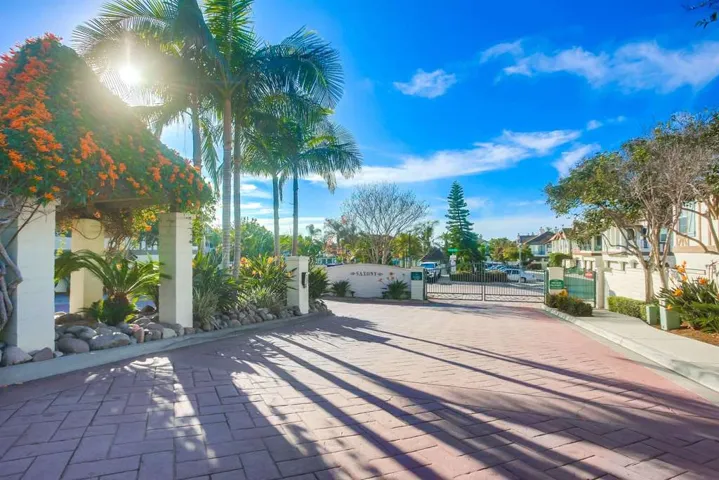 382 Carmel Creeper Pl, Encinitas, California 92024
