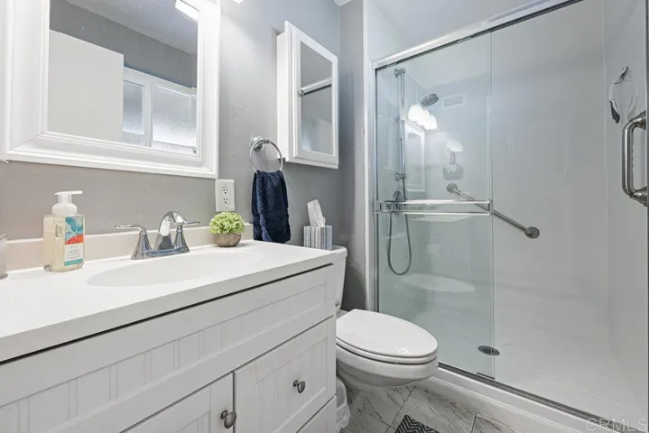 8450 Carlton Oaks Drive, Santee, California 92071