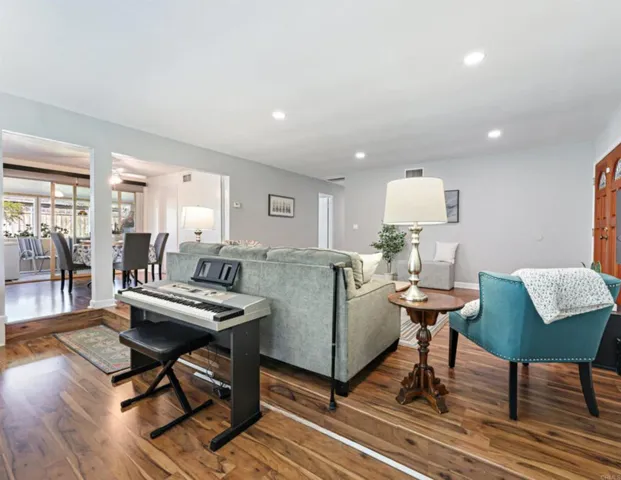 8450 Carlton Oaks Drive, Santee, California 92071