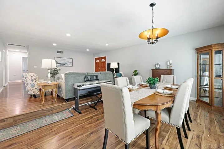 8450 Carlton Oaks Drive, Santee, California 92071
