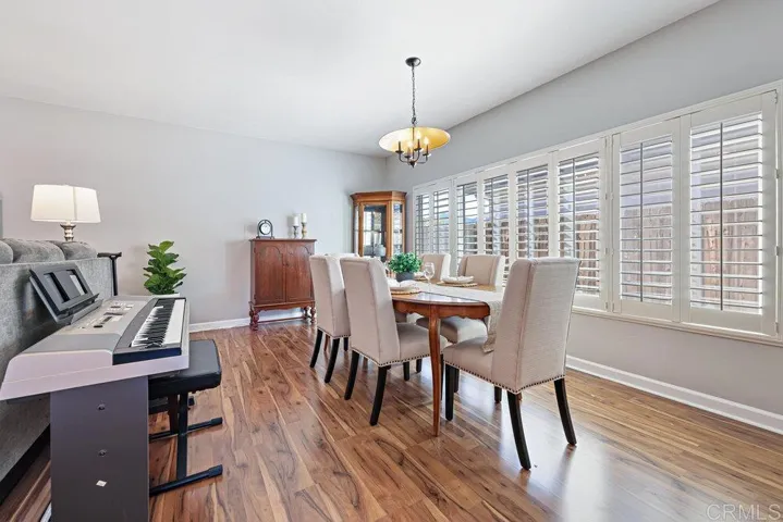 8450 Carlton Oaks Drive, Santee, California 92071