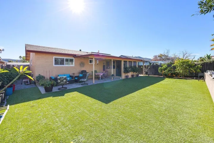 8450 Carlton Oaks Drive, Santee, California 92071