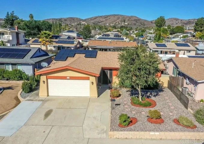 8450 Carlton Oaks Drive, Santee, California 92071