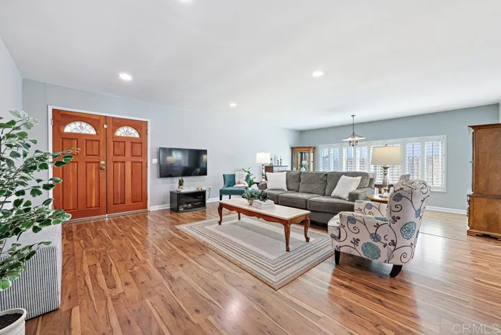 8450 Carlton Oaks Drive, Santee, California 92071