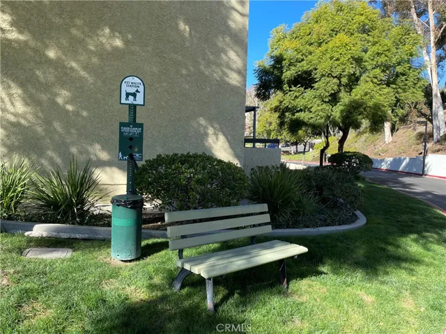 Outdoor Grounds Pic1