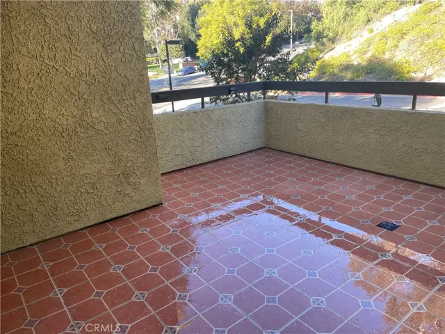 Private Balcony1