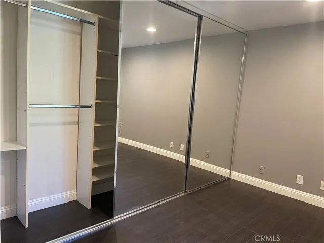 Bedroom3 Pic3
