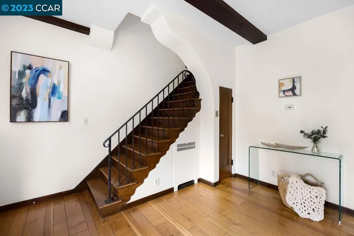 371 Vernon St 3, Oakland, California 94610