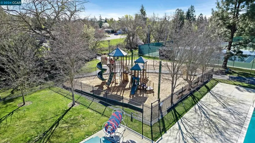 1130 Mustang Dr, Danville, California 94526