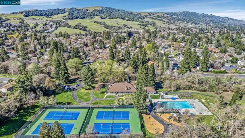 1130 Mustang Dr, Danville, California 94526