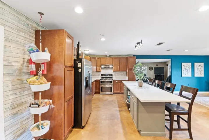 117 La Cresta Trail, El Cajon, California 92019