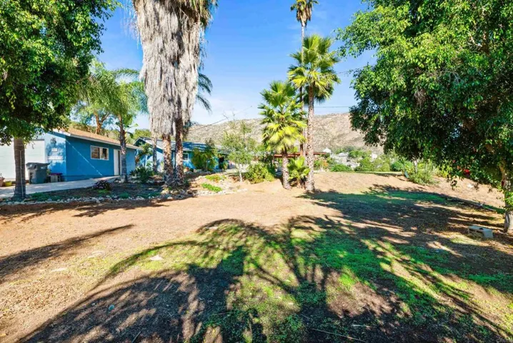 117 La Cresta Trail, El Cajon, California 92019