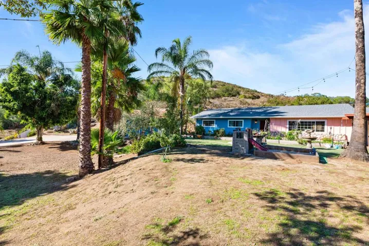 117 La Cresta Trail, El Cajon, California 92019